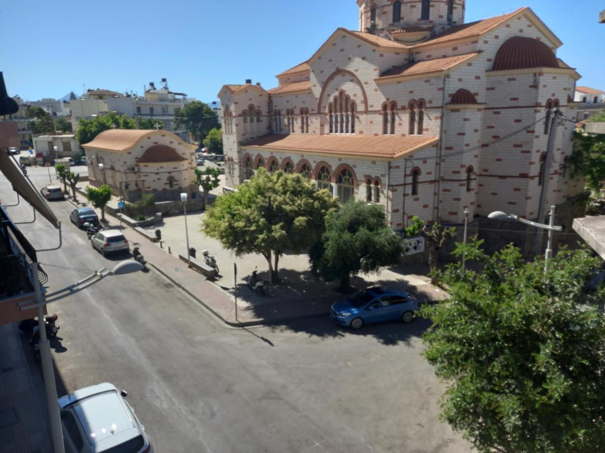 Baulus Yard Apartment Heraklion  Bagian luar foto